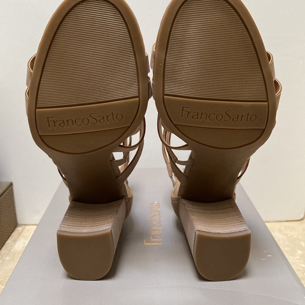 Franco Sarto sandals. Size 8.5 Gray. NWT - Picture 3 of 5